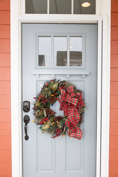 Front door decor in Riverlights