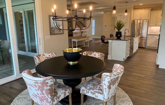 Catawba Dining Room- 600x410.png