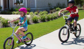 kids bike riding