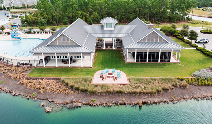 Riverlights clubhouse aerial view