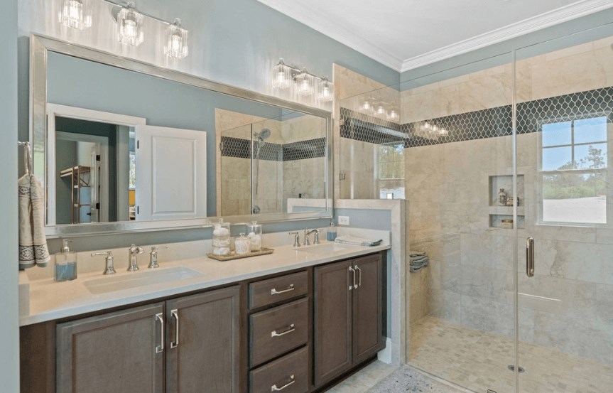 Everton primary bath