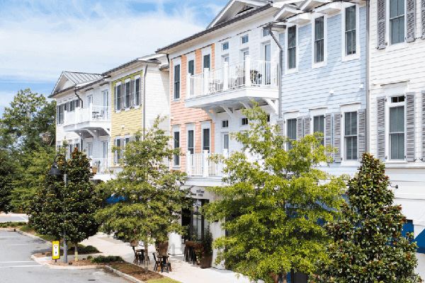 Low maintenance apartments in Riverlights community in Wilmington, NC